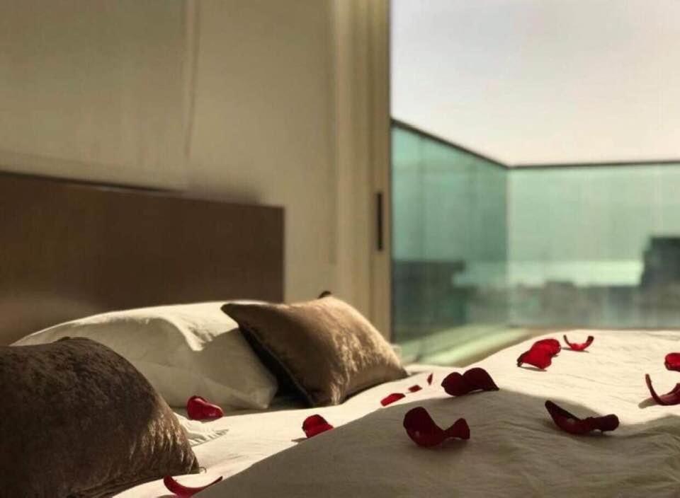 Exclusive Top Luxury Penthouse Near The Sea With Privat Roof-pool Eilat